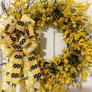 Yellow Bee Spring Wreath with Decorative Bow